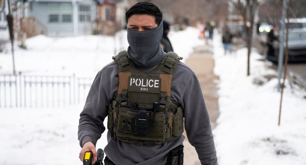 Washington limita el uso de máscaras en operativos de ICE