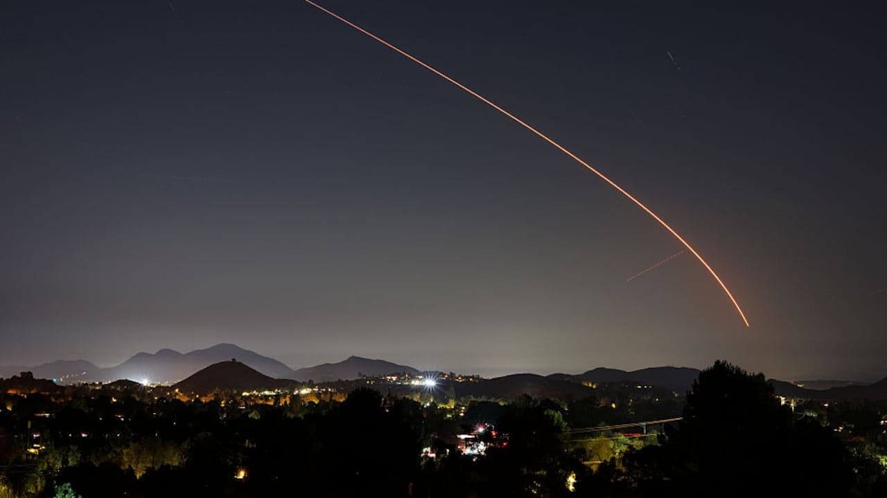 SpaceX prioriza la Luna: análisis de una decisión estratégica